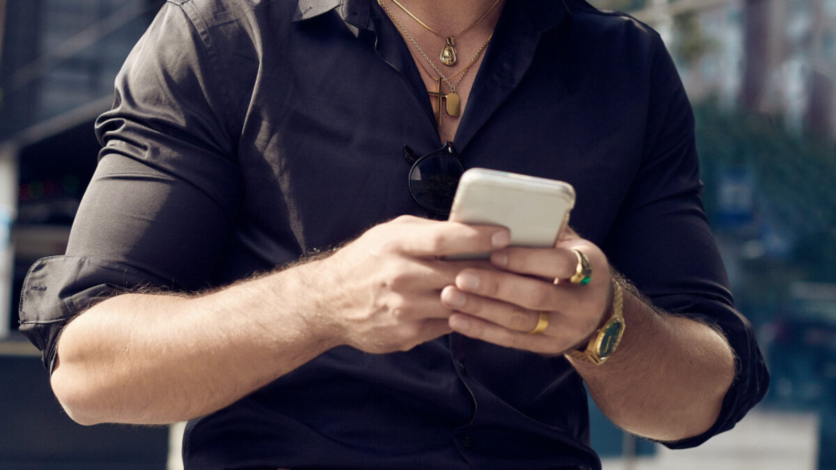 Suivez les tendances homme sur un blog pour un look stylé et moderne